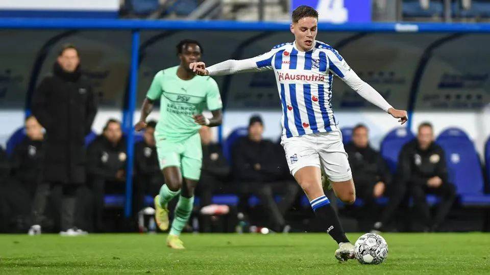 这场比赛的 这场比赛的